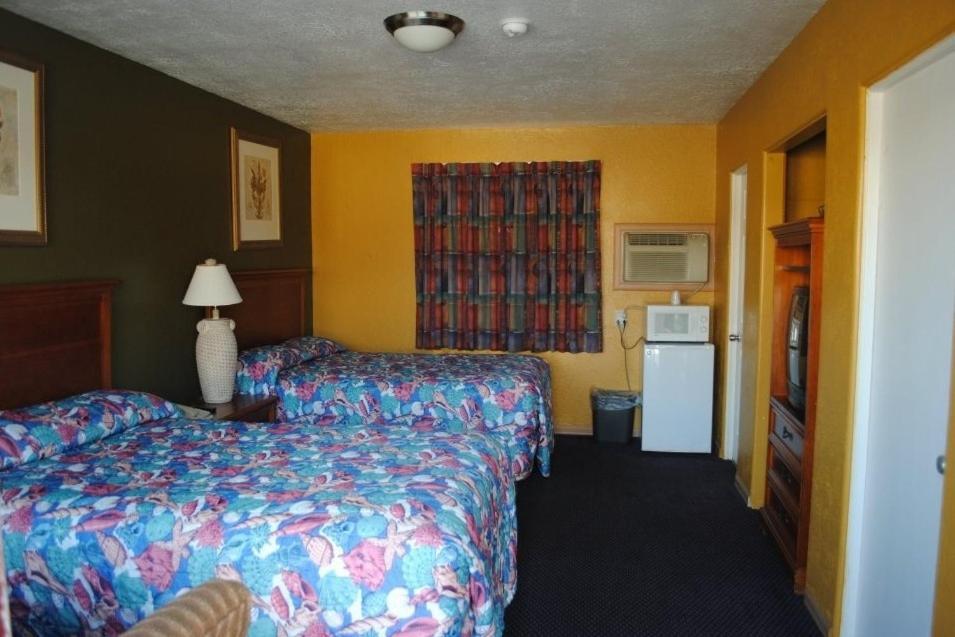 Atlantic Economy Inn Daytona Beach Room photo